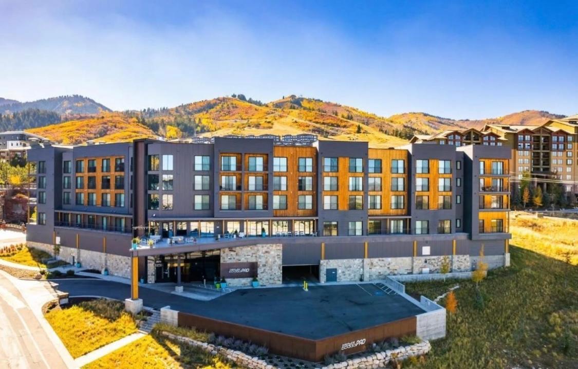 Slope Side Studio In The Heart Of Canyons Village With Heated Pool & Hot Tub! Park City Bagian luar foto