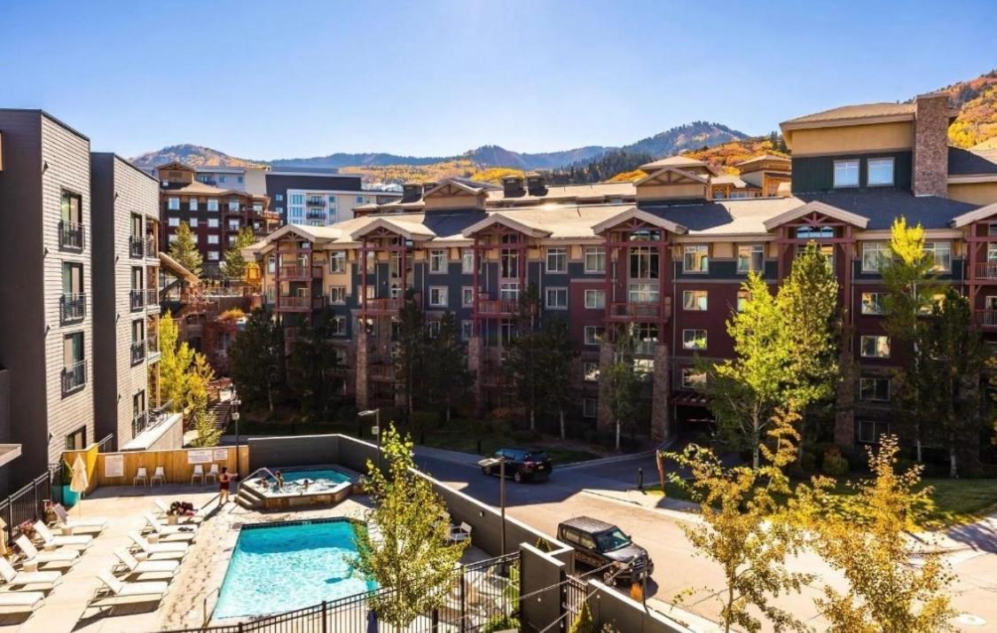 Slope Side Studio In The Heart Of Canyons Village With Heated Pool & Hot Tub! Park City Bagian luar foto